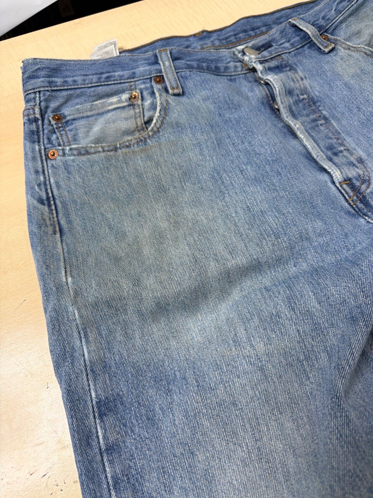 Levi's 501 vaqueros rectos denim vintage desgastado — foto 2