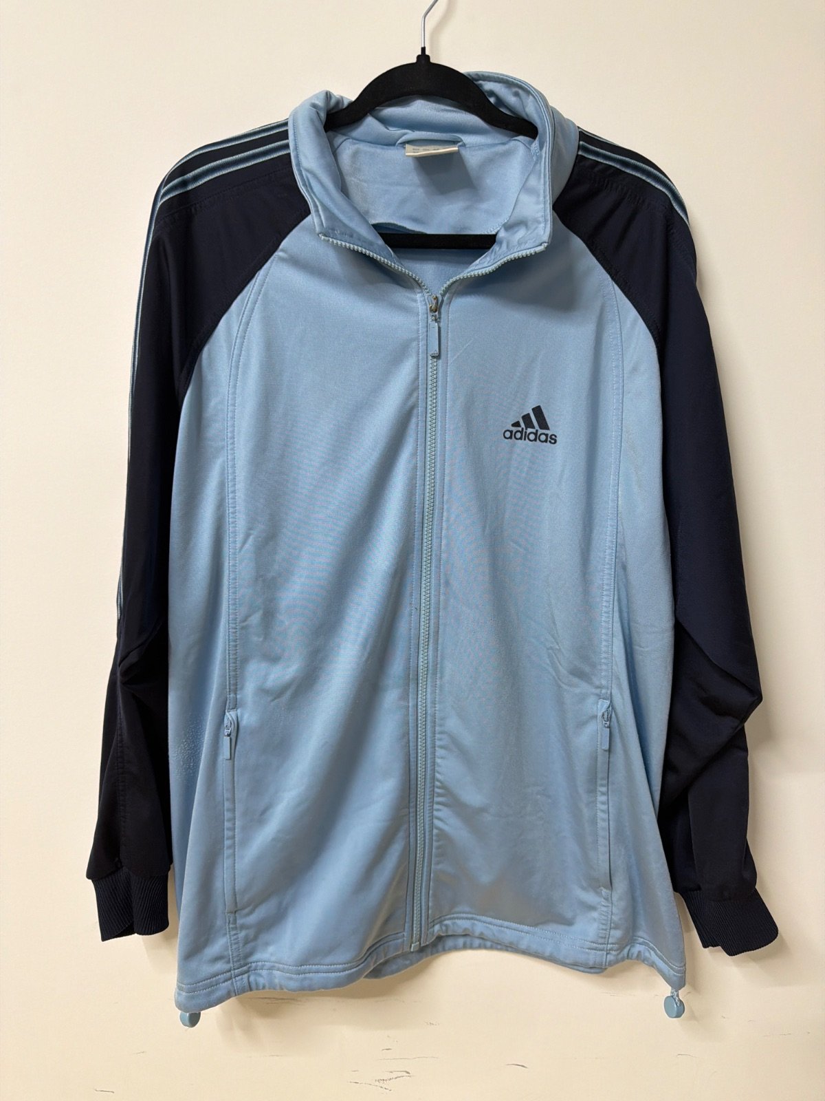 Adidas chaqueta chándal azul celeste streetwear vintage