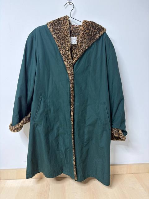 Parka verde forro leopardo Talla M/L Vintage Capucha