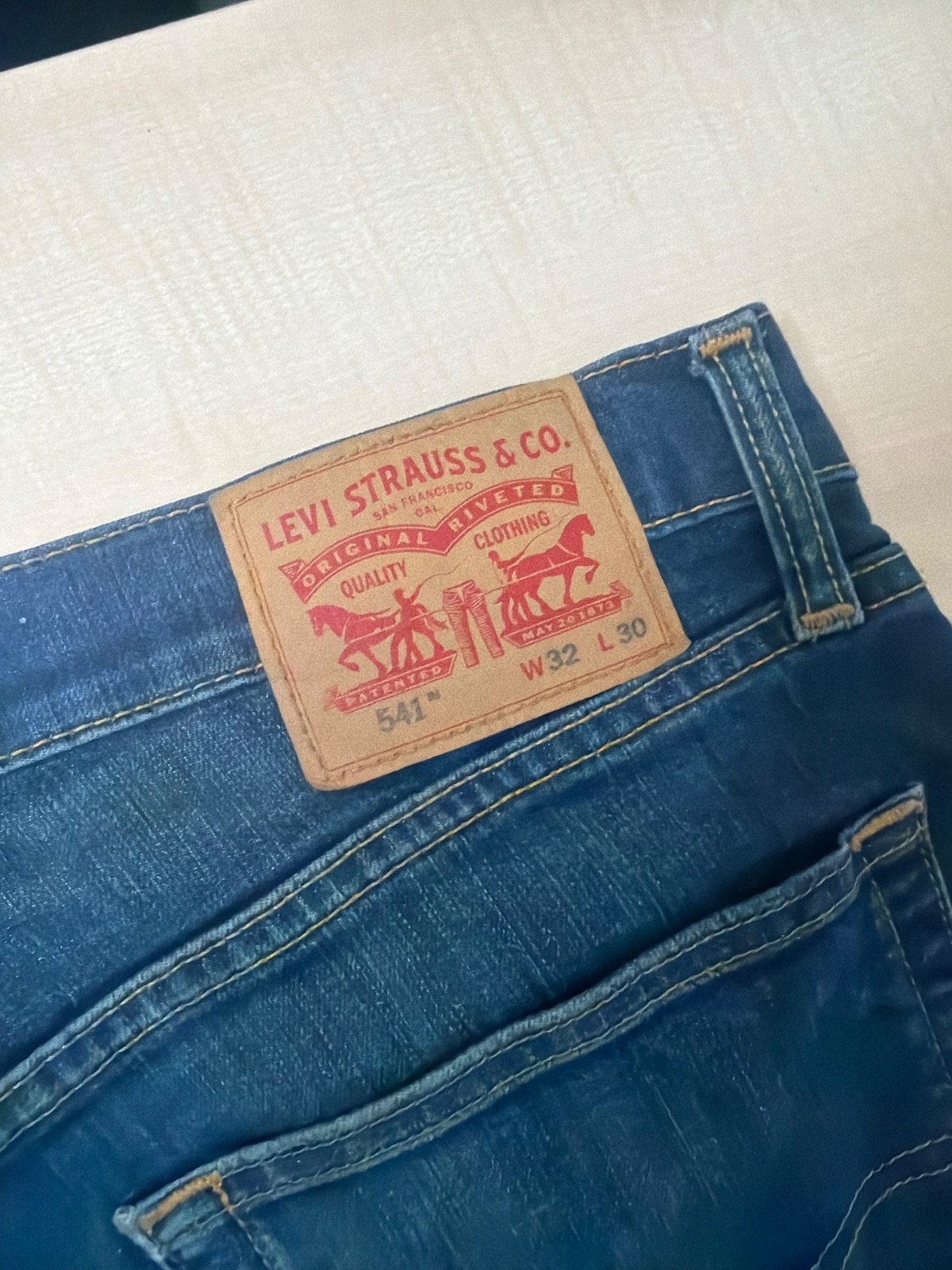 Levi's 541 Vaquero W32 L30 Azul Denim Vintage Recto — foto 3