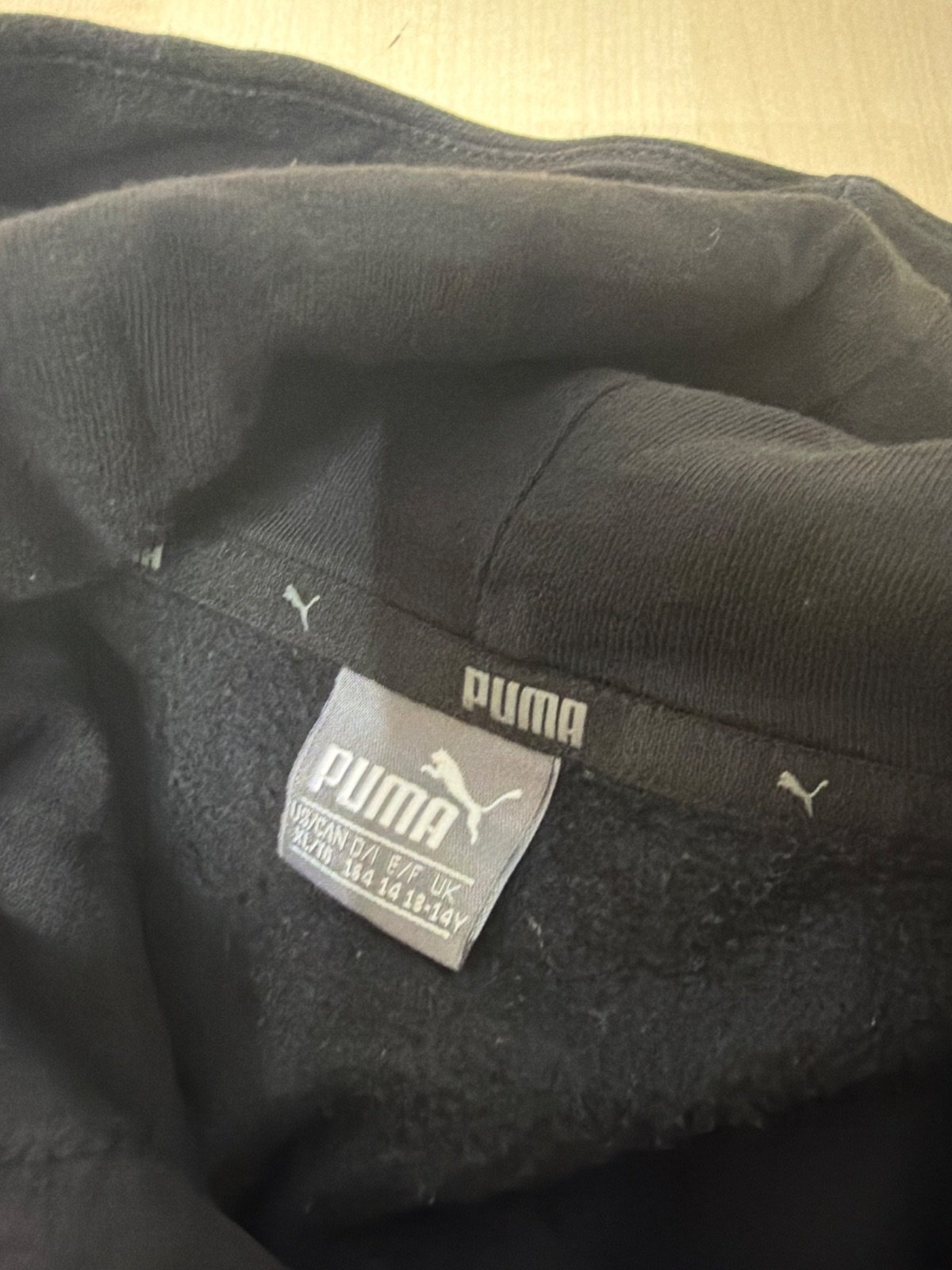 Puma sudadera capucha niño negra logo estampado streetwear — foto 4