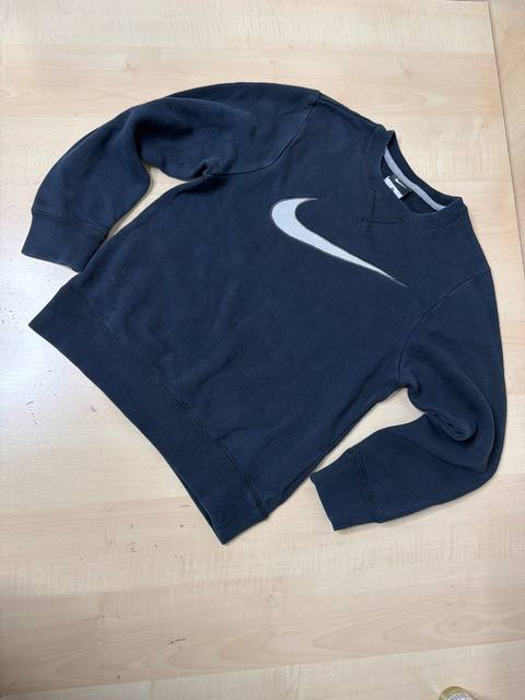 Nike sudadera niño talla vintage swoosh negra streetwear
