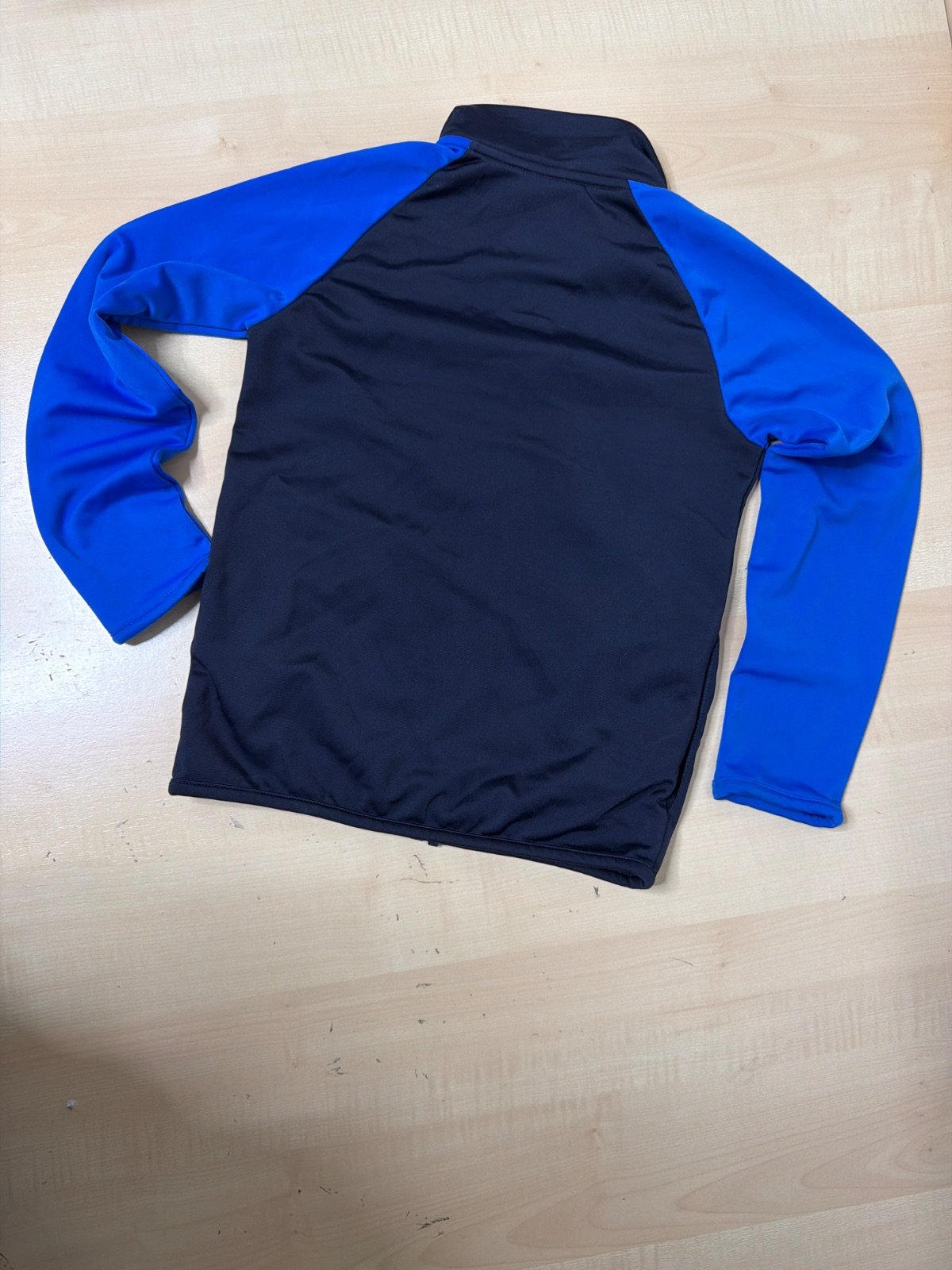 Adidas chaqueta chándal infantil negra azul Streetwear — foto 2