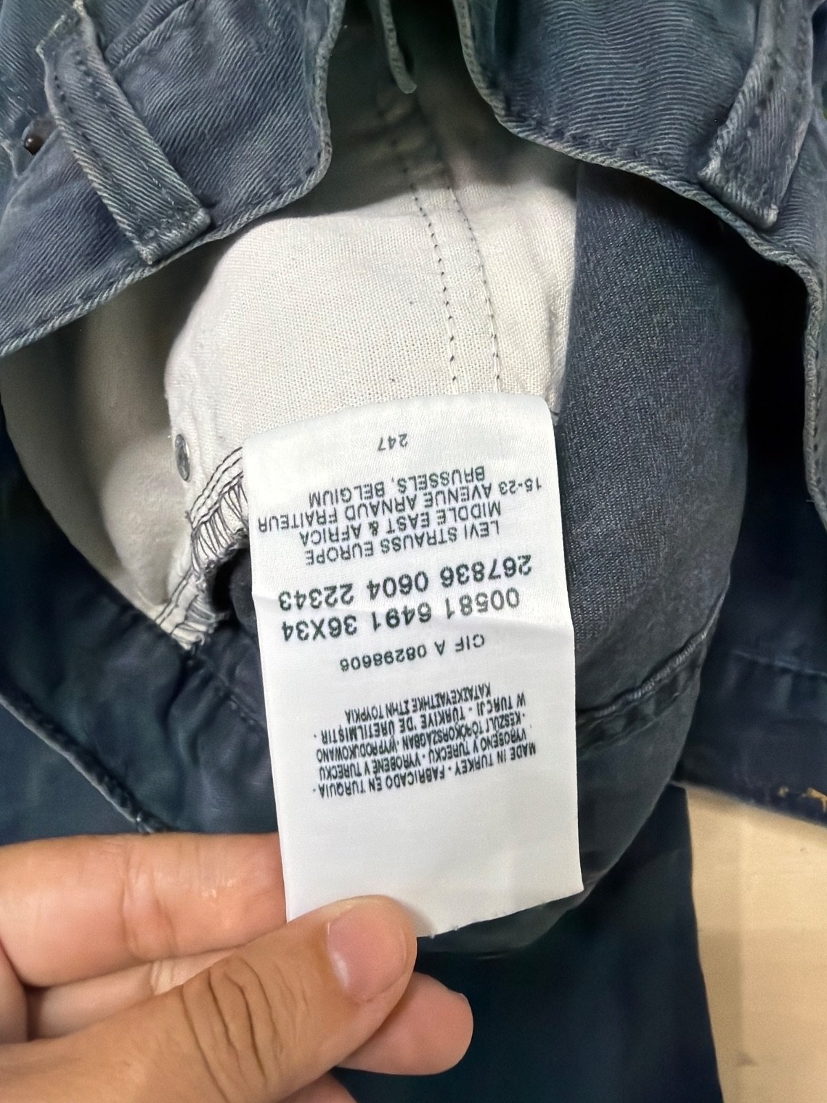 Levi's 581 vaqueros negro desgastado W36 L34 vintage streetwear — foto 8