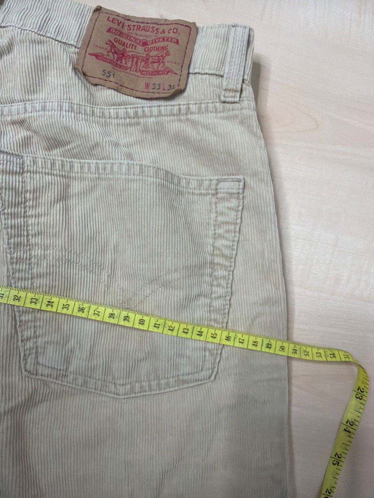 Levi's pantalón pana beige W32 vintage recto tobillero — foto 10