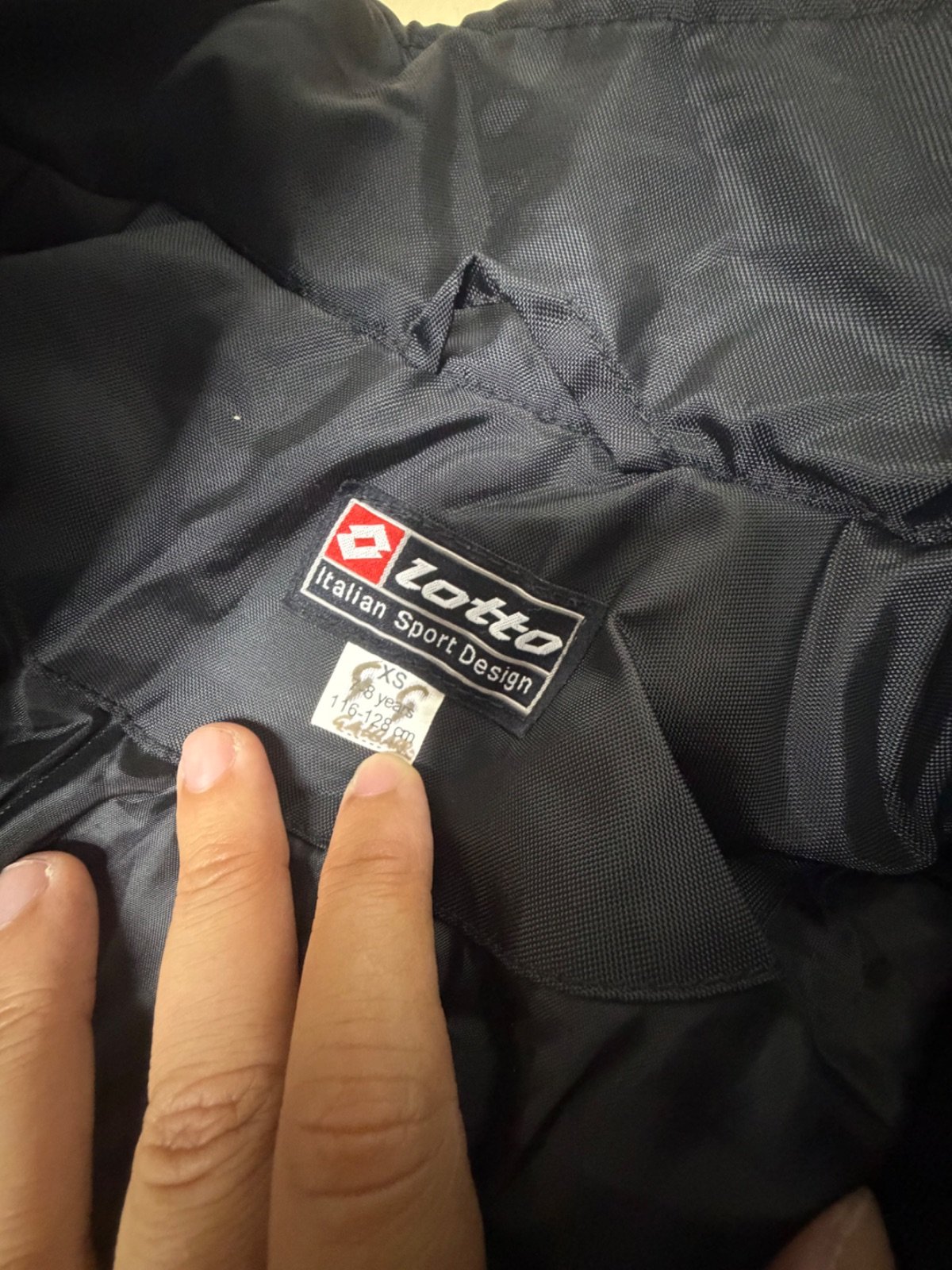 Lotto chaqueta acolchada niño negra vintage streetwear — foto 4