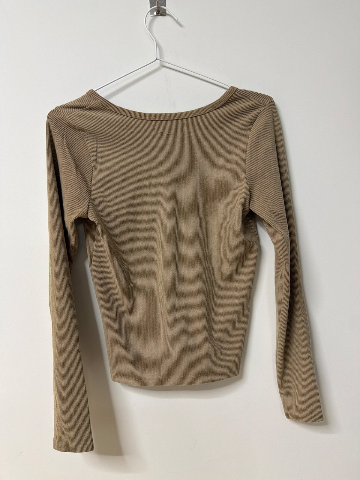 Hollister Camiseta Henley Manga Larga Talla L Camel Vintage — foto 3