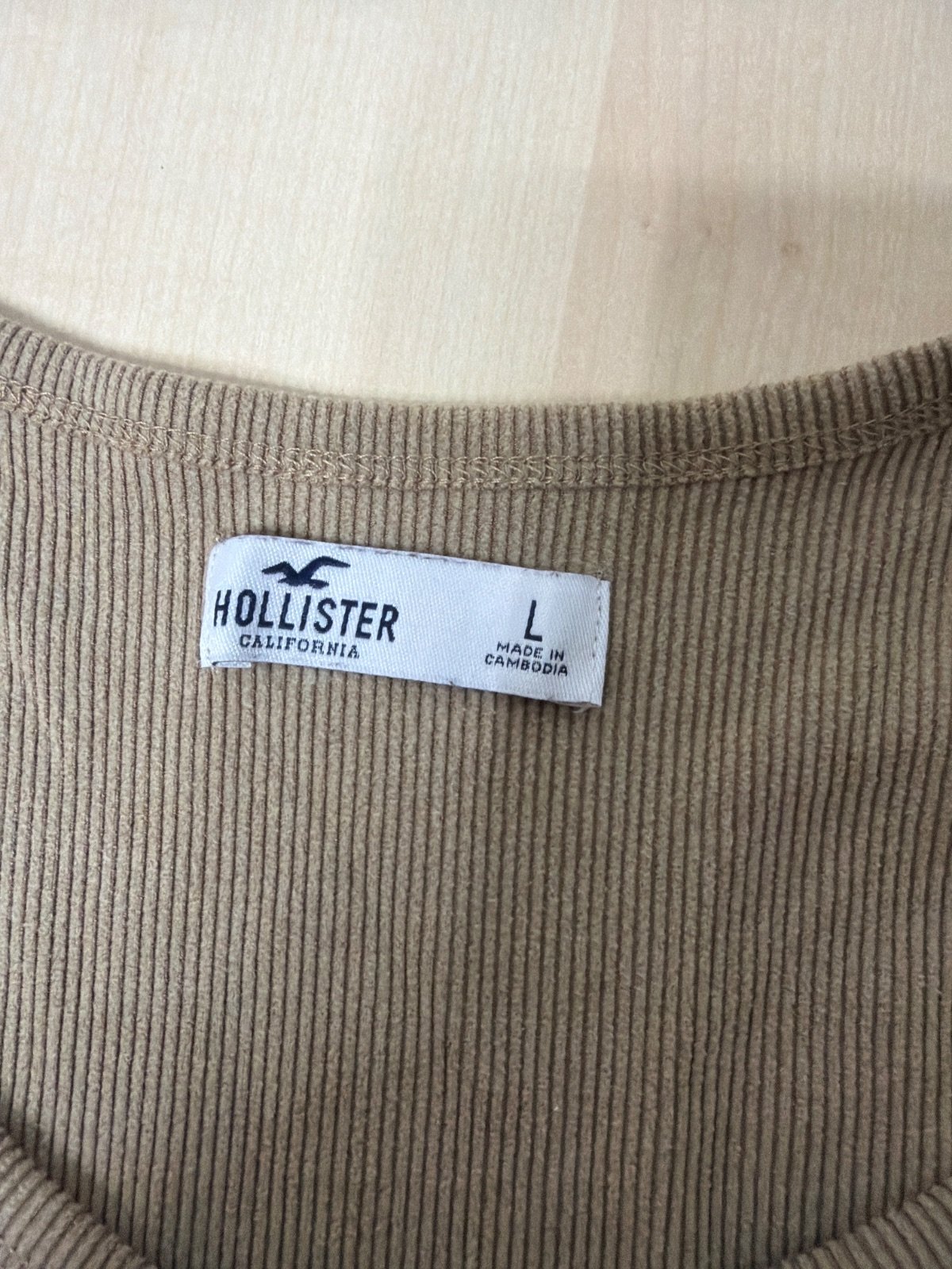 Hollister Camiseta Henley Manga Larga Talla L Camel Vintage — foto 4