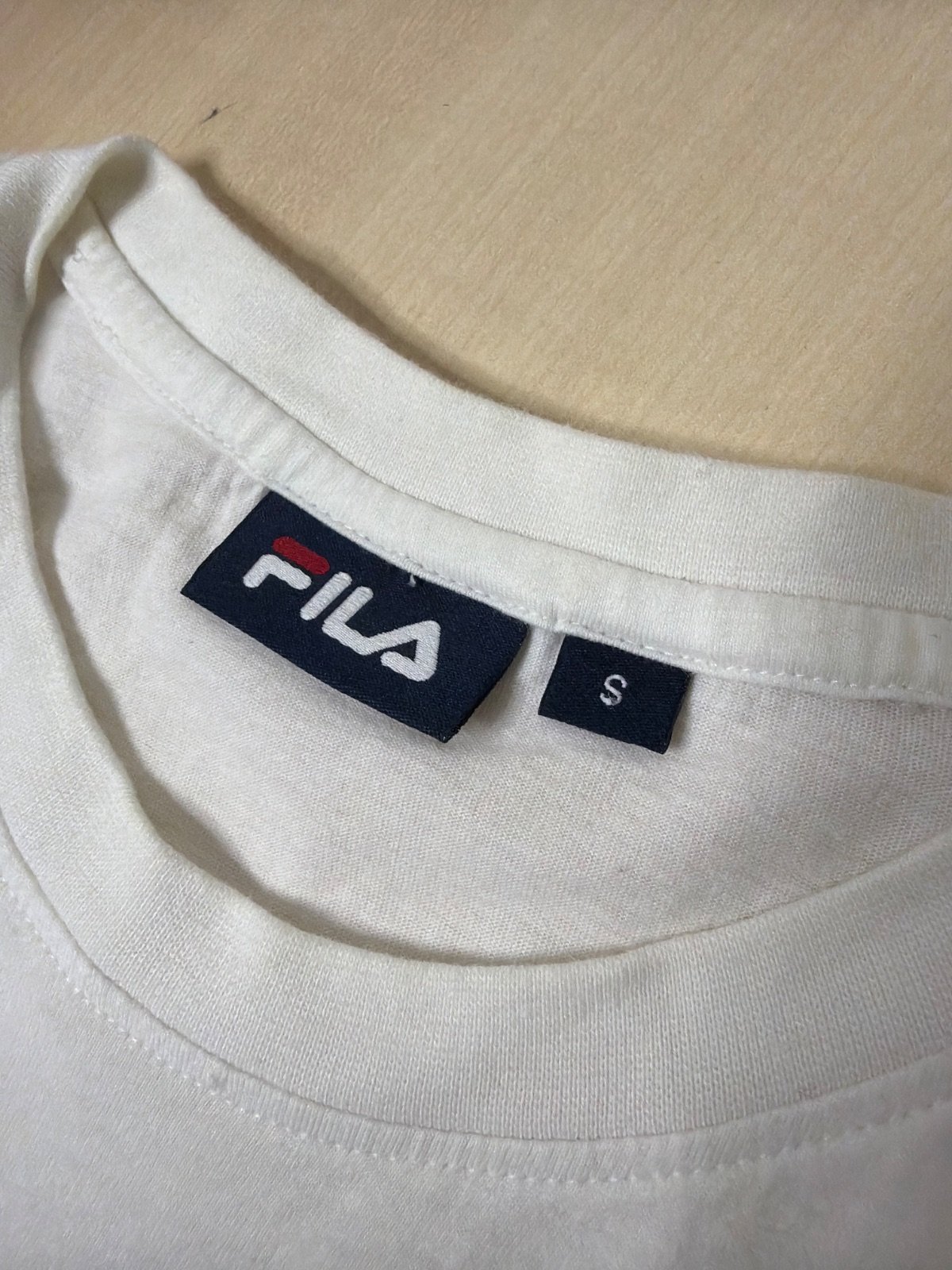 Fila camiseta cuadros logo blanca Talla S vintage retro — foto 4