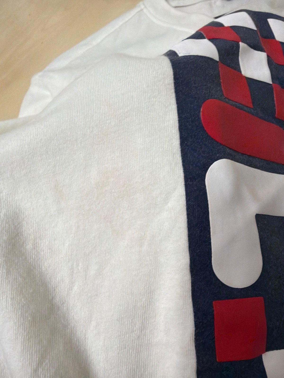 Fila camiseta cuadros logo blanca Talla S vintage retro — foto 3