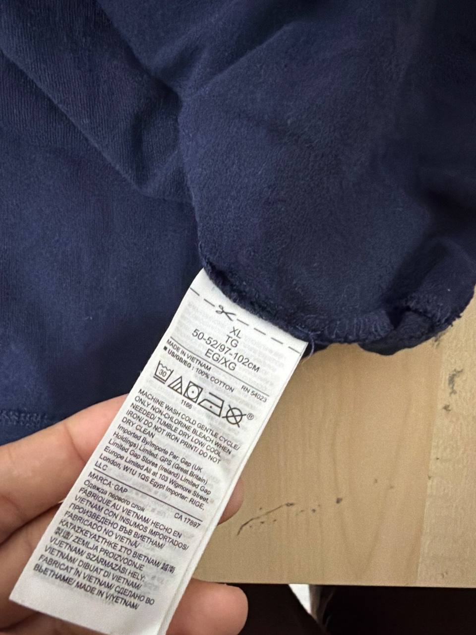 Camiseta GAP Logo Camuflaje Azul Marino Vintage Oversize — foto 8