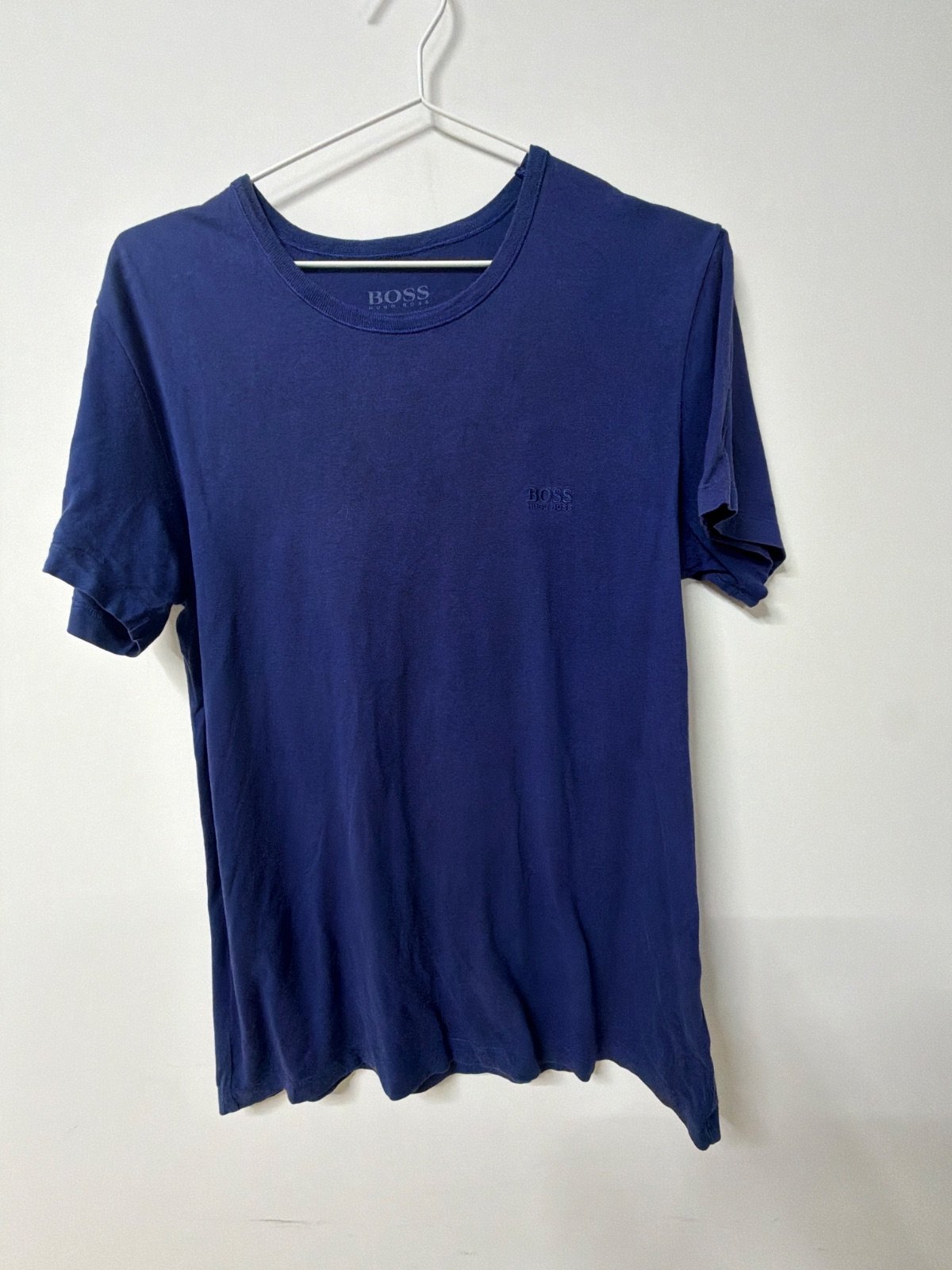 Hugo Boss camiseta azul marino talla S básica logo bordado