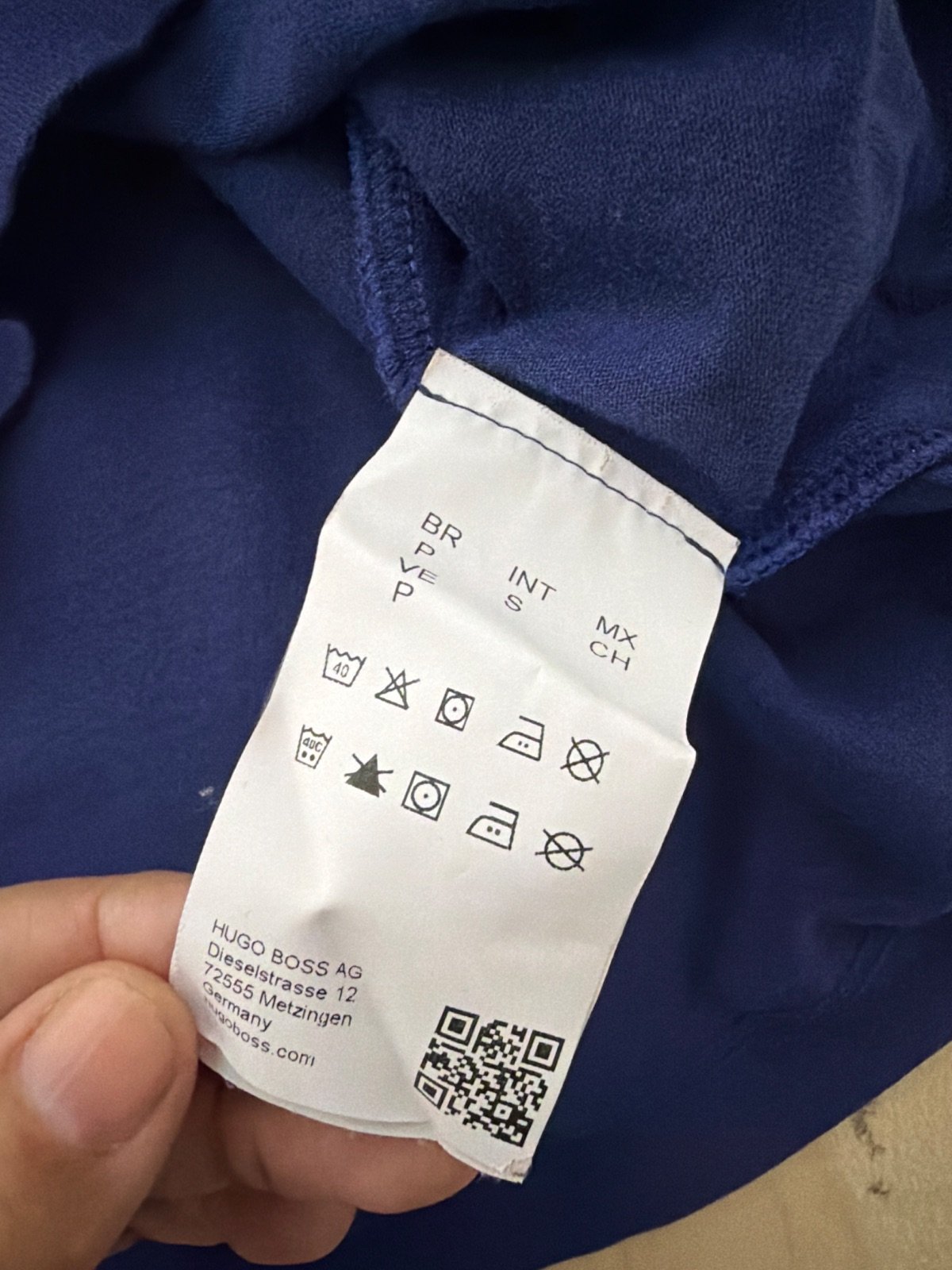 Hugo Boss camiseta azul marino talla S básica logo bordado — foto 5