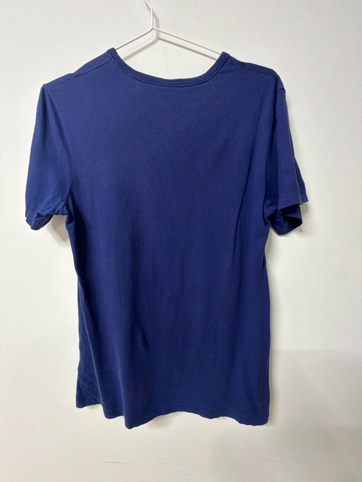 Hugo Boss camiseta azul marino talla S básica logo bordado — foto 2