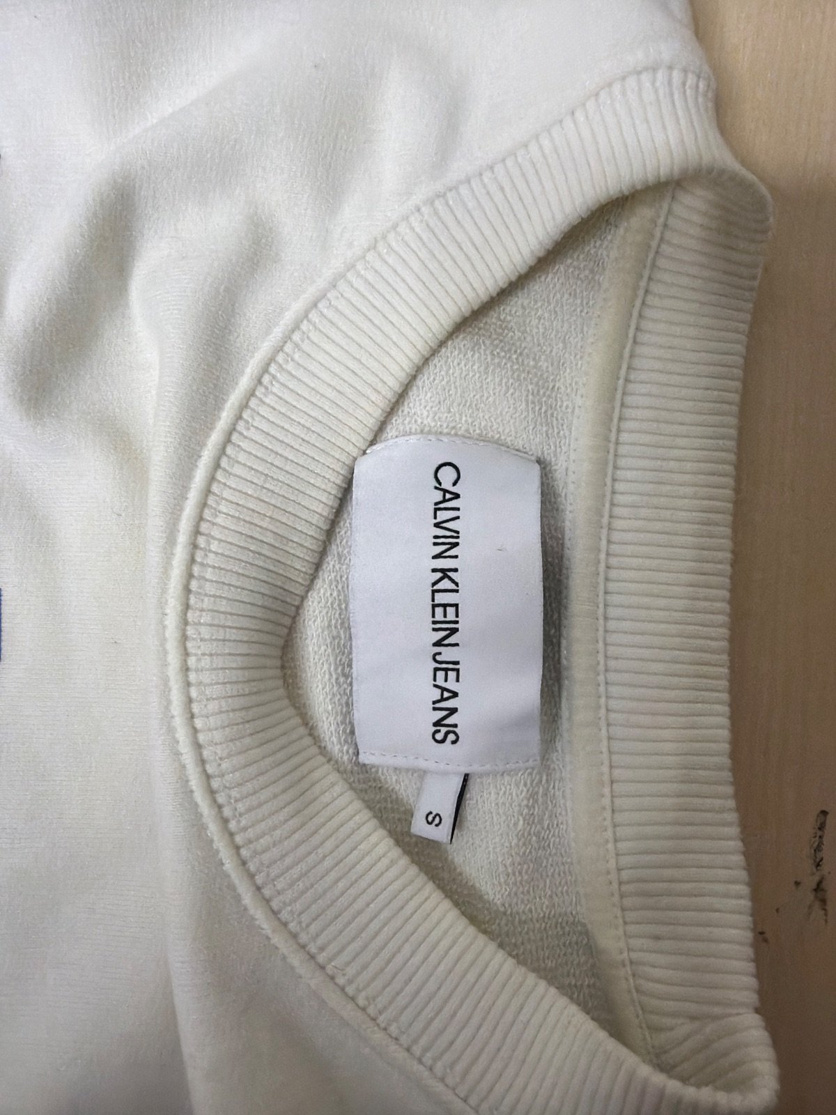 Sudadera crop Calvin Klein blanco logo CALVIN Vintage Y2K — foto 5