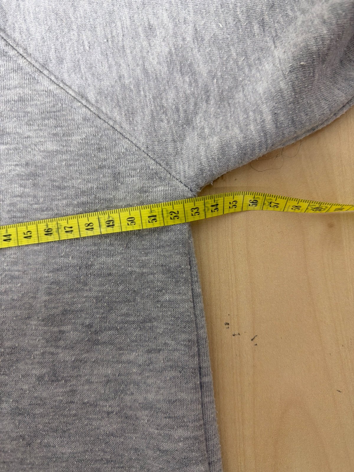 Sudadera Vintage Carhartt Gris Logo Spellout - Talla S/M (Boxy Fit) — foto 4