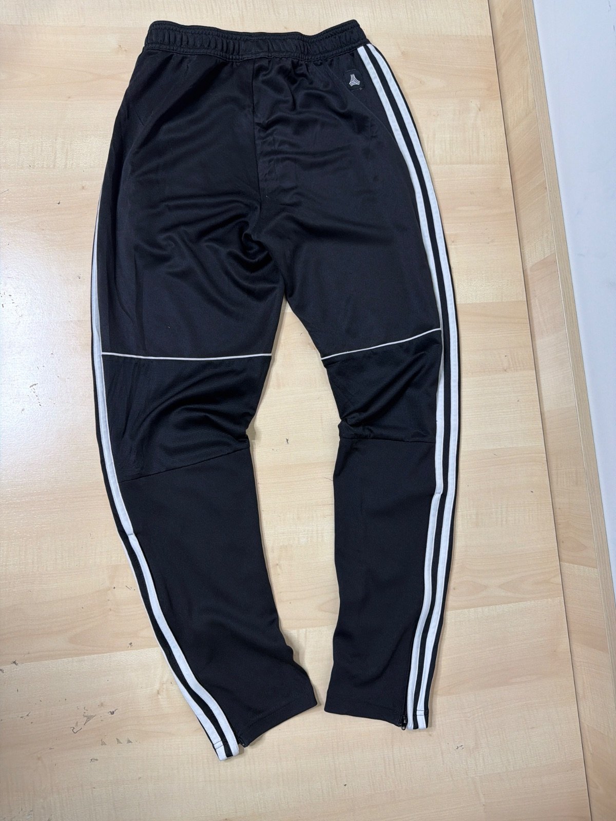 Adidas Trackpant Negro con Cremalleras (Original) — foto 2