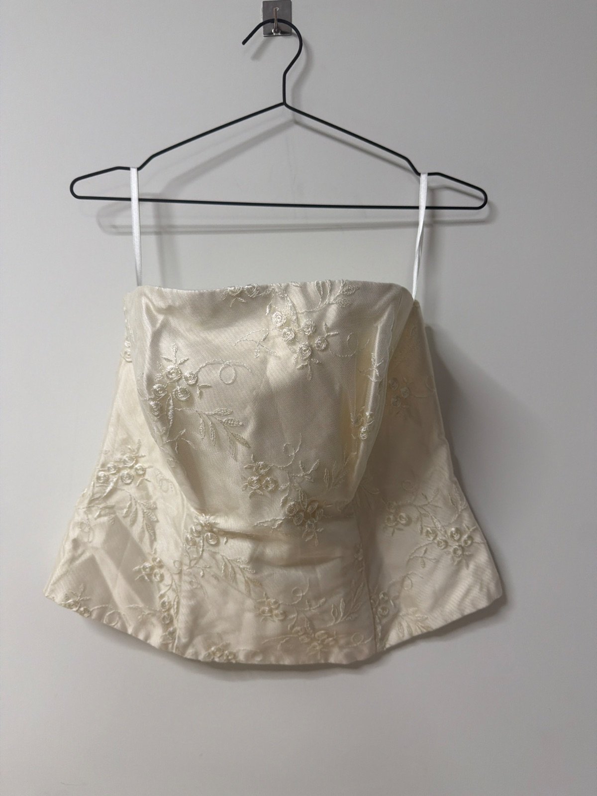 Corsé palabra de honor ivory bordado floral boda vintage