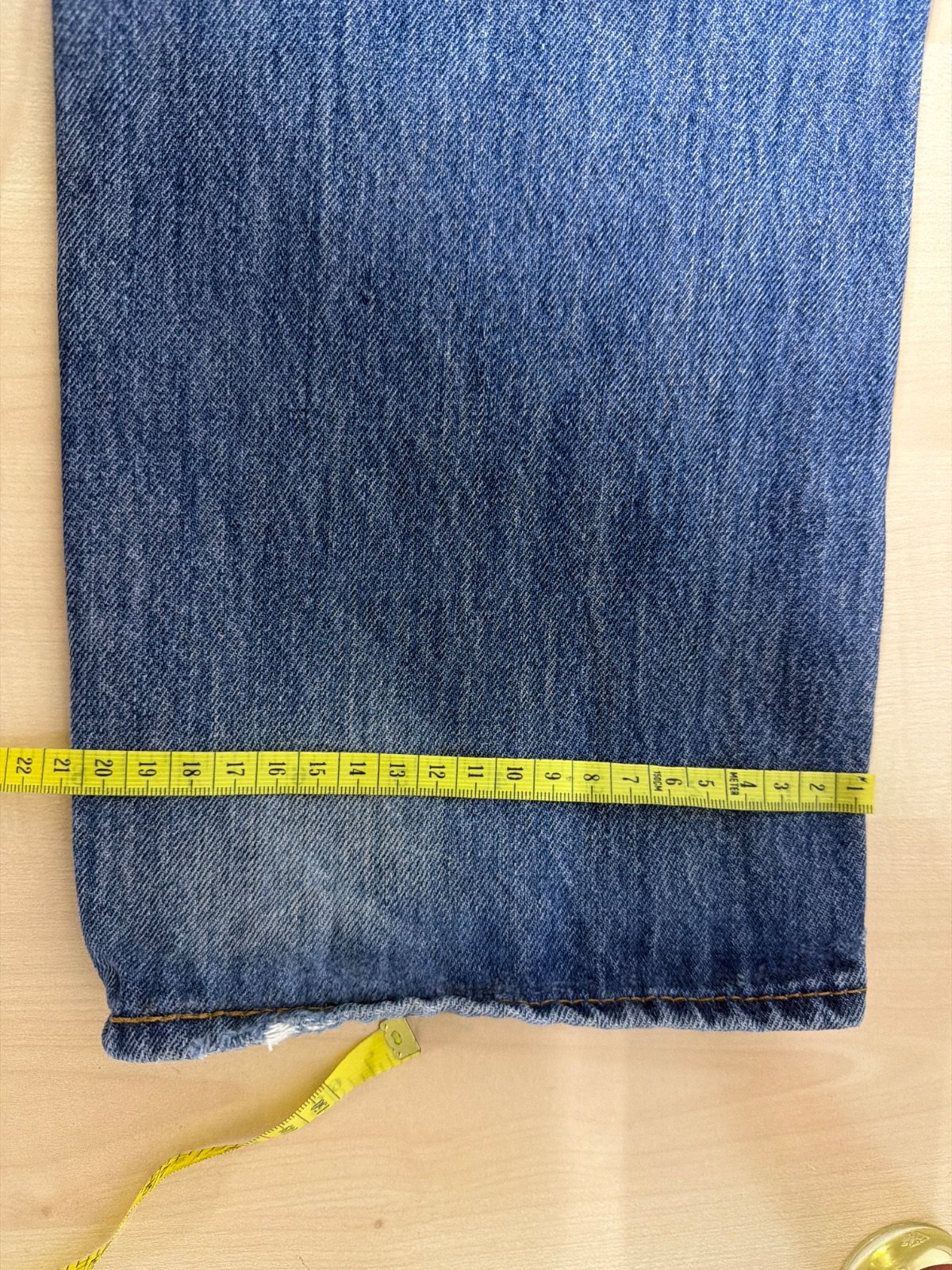 Vaqueros Levi's 501 estilo grunge / rotos (Distressed) - W33 L32 — foto 4