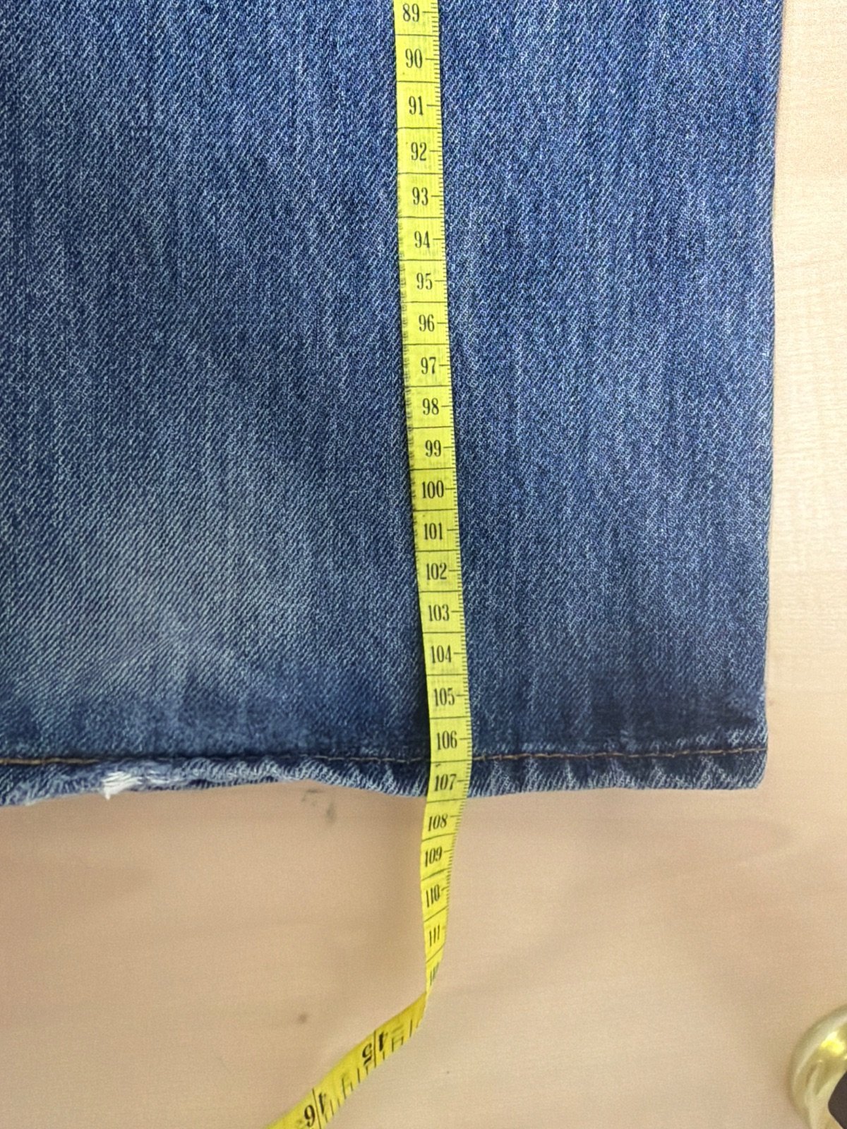 Vaqueros Levi's 501 estilo grunge / rotos (Distressed) - W33 L32 — foto 3