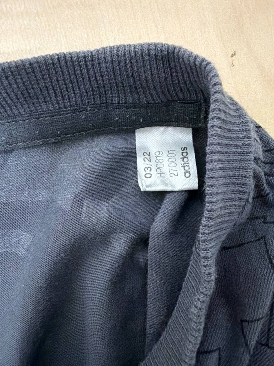 Adidas camiseta niño 12 años 152 gris logo allover — foto 4