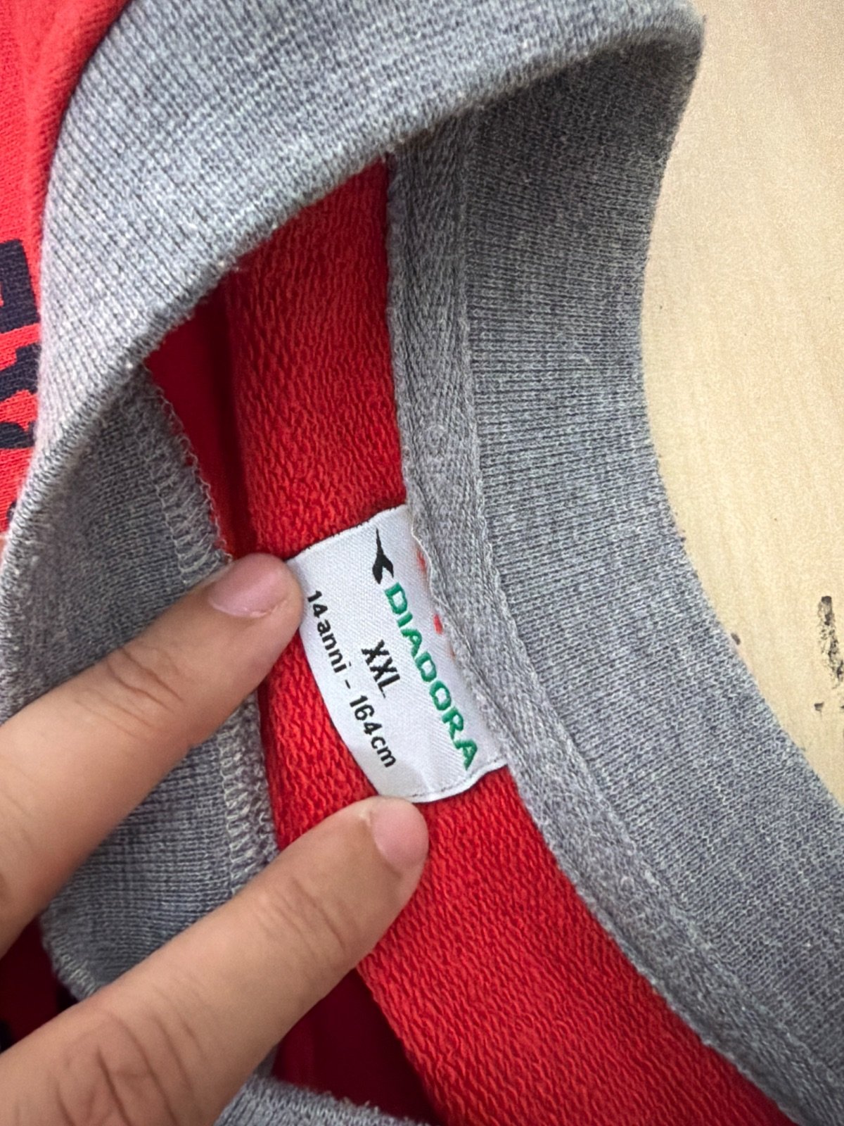 Diadora Sweatshirt Red Bellevue Washington College Varsity Y2K — foto 4