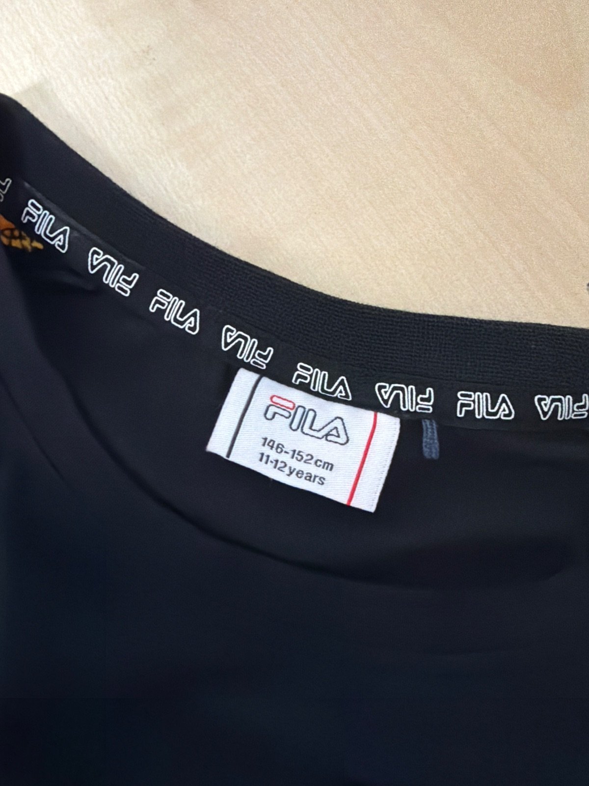 Camiseta Fila Colorblock Retro - Talla 11/12 Años (Ideal Mujer XS / Baby Tee) — foto 3