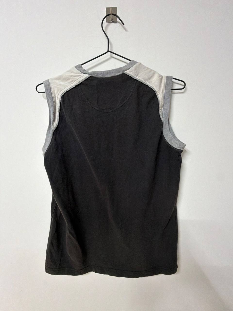 Champion camiseta tirantes negra logo bordado vintage streetwear — foto 2