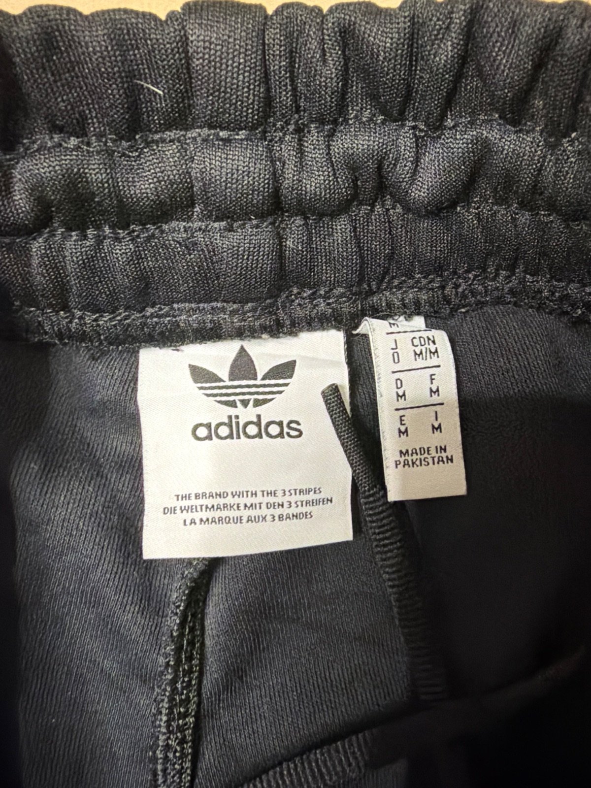 Adidas Originals SST Track Pants Black Joggers White Stripes Size M — foto 5