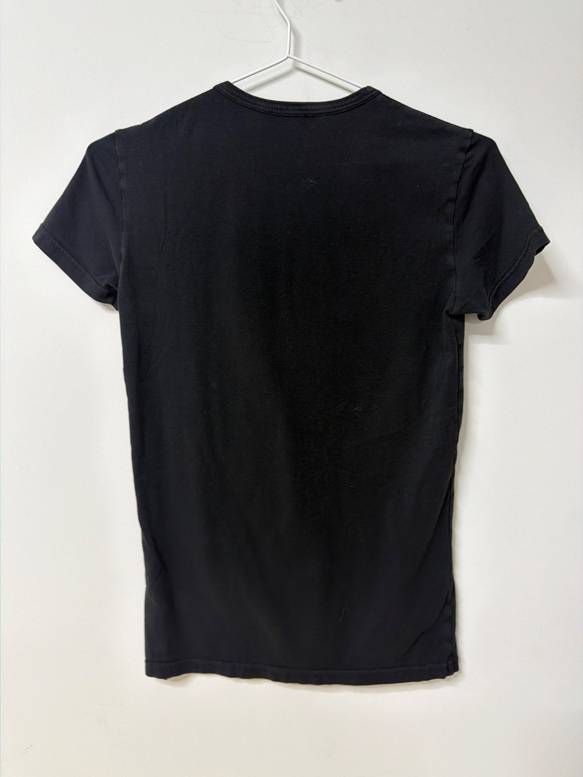 Camiseta de manga corta de Emporio Armani Underwear, color negro, con el logo EA bordado en el pecho. — foto 2