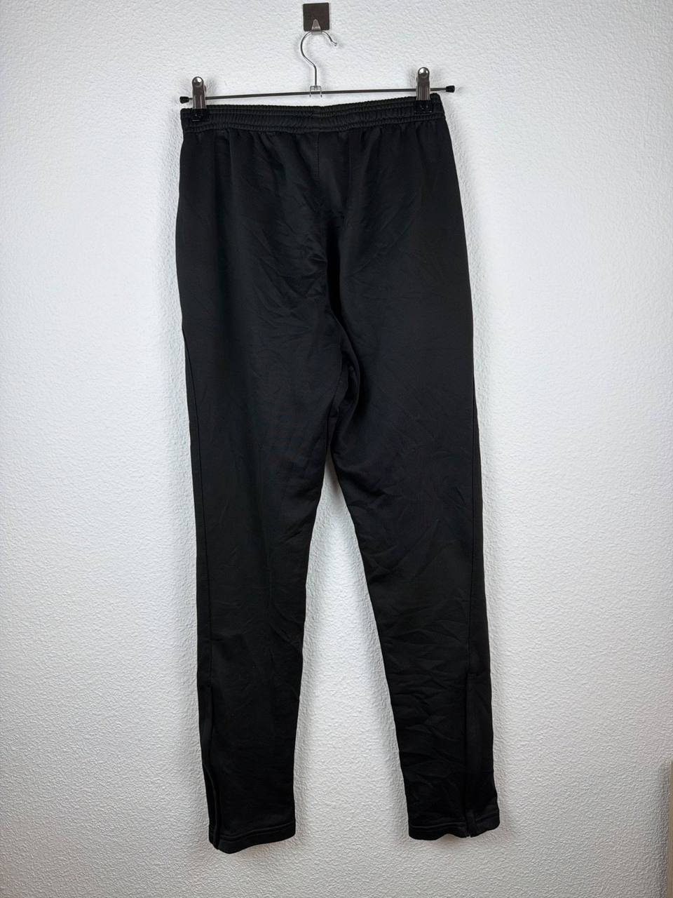 Umbro Trackpants Negro Talla M Pantalón Chándal Deporte Vintage — foto 2