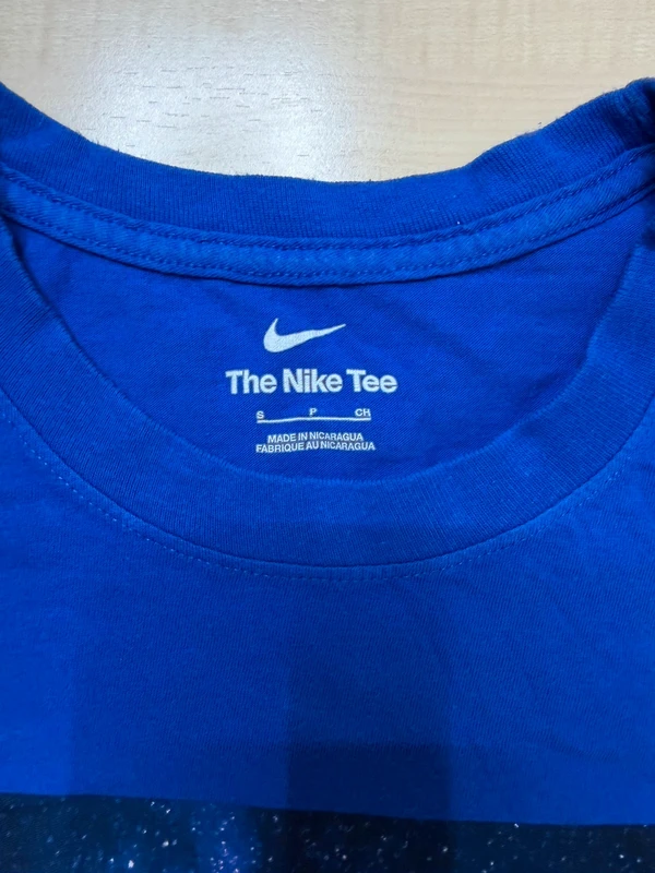 Nike The Nike Tee Talla S Azul Estampado Galaxia Air Vintage — foto 4