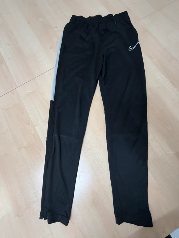 Pantalón chándal Nike negro gris Talla M Streetwear Vintage — foto 2
